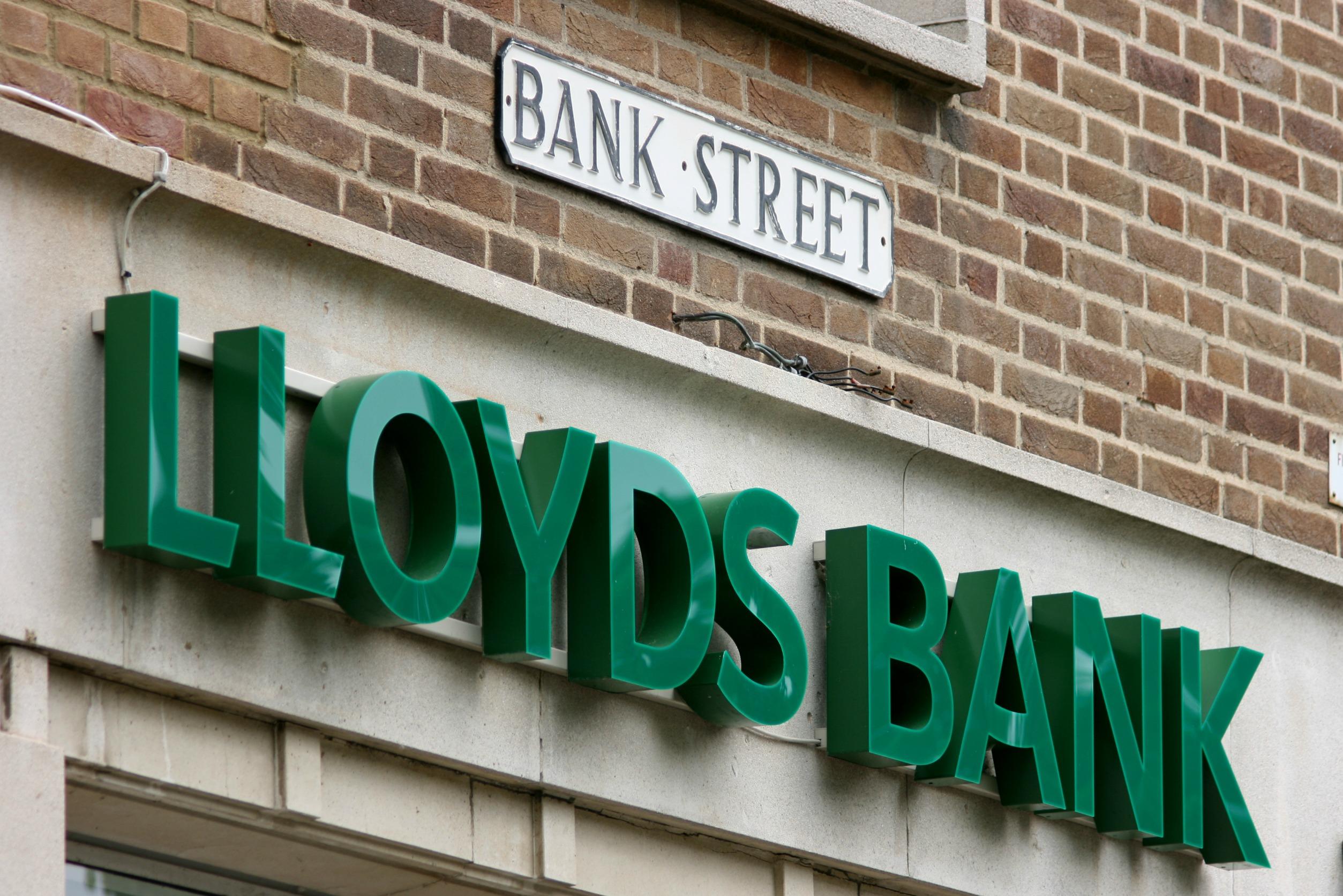 Lloyds Share Price Dips Amid Higher-Than-Expected CPI Reading